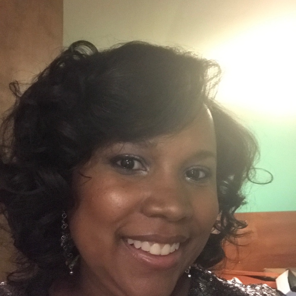 Meet your Posher, Deborah